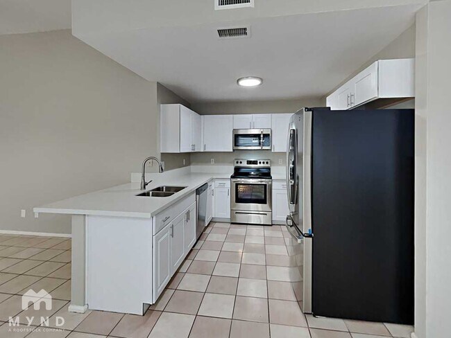 Photo - 3126 W Foothill Dr