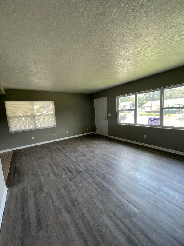 Photo - 127 W Palmetto Ave