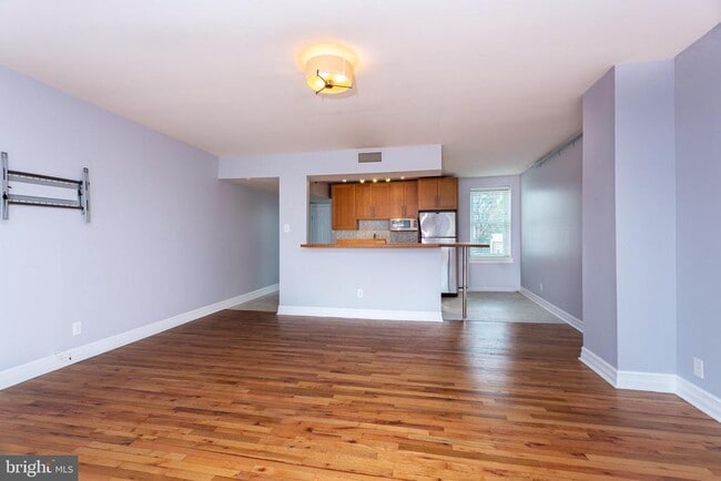 Photo - 1728 Mt Vernon St Unit 4
