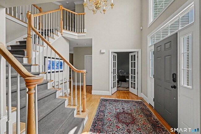 1 Silvermine Rdg
