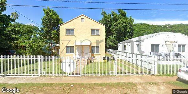 Building Photo - Unit