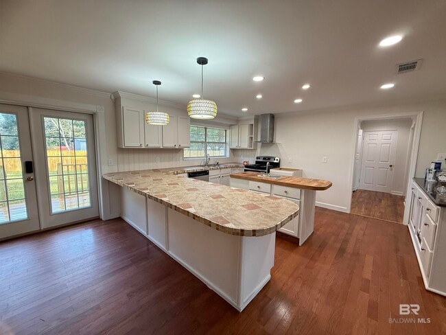 Photo - 9151 Old Mobile Rd