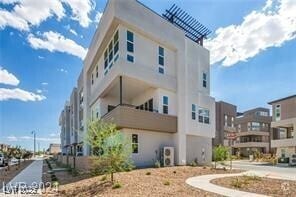 Building Photo - 2484 Indigo Mountain St Rental