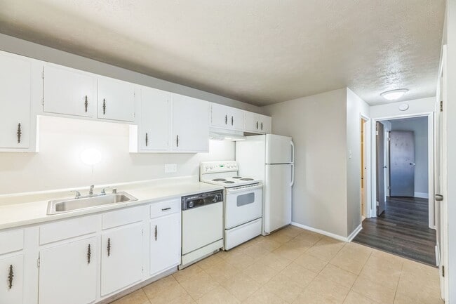 Photo - Field Terrace Apartments