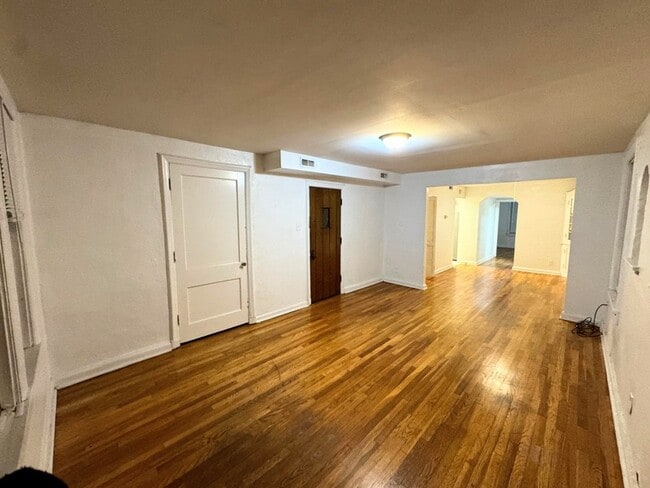 Photo - 125 W Bodley Ave Unit 3E