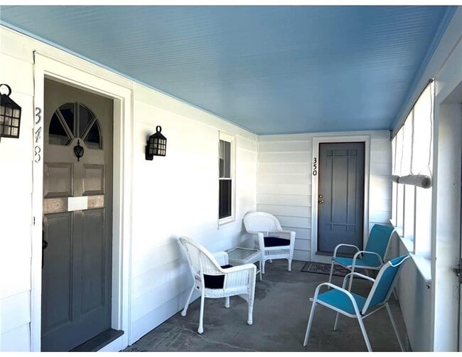 Photo - 348 Market St