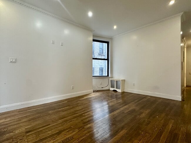 Photo - 523 W 135th St Unidad 3C
