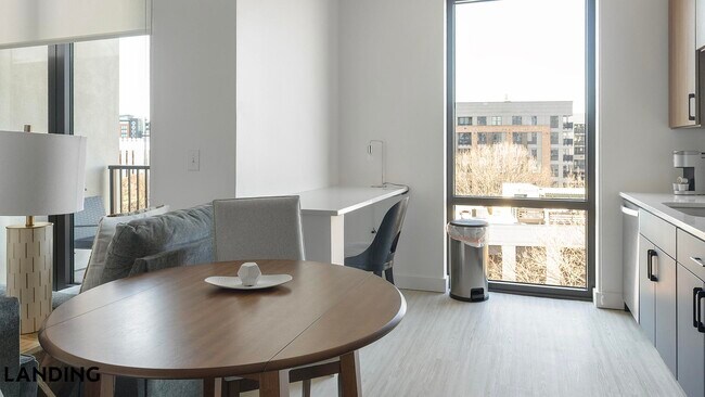 1007 S Mint St Unit 722