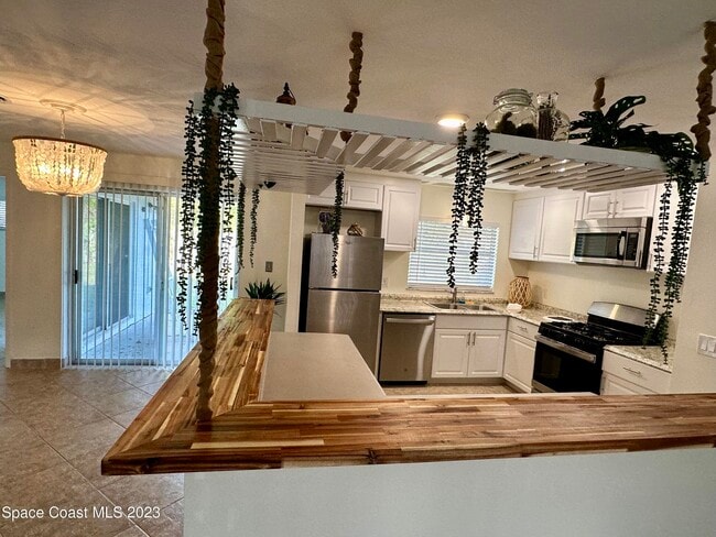 Photo - 250 Andros Dr