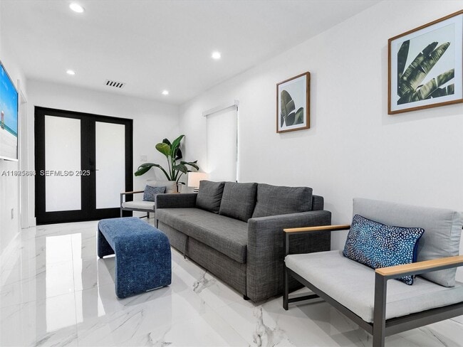 Photo - 2171 NW 49th St