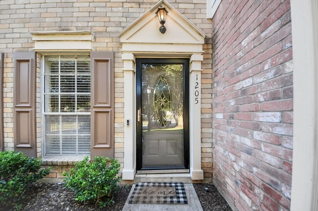 2910 Grants Lake Blvd Unit 1205