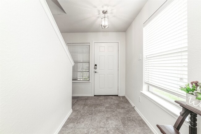 Photo - 6642 Haven Forest Ln