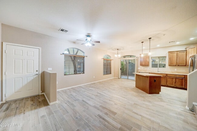 Photo - 2150 W Alameda Rd