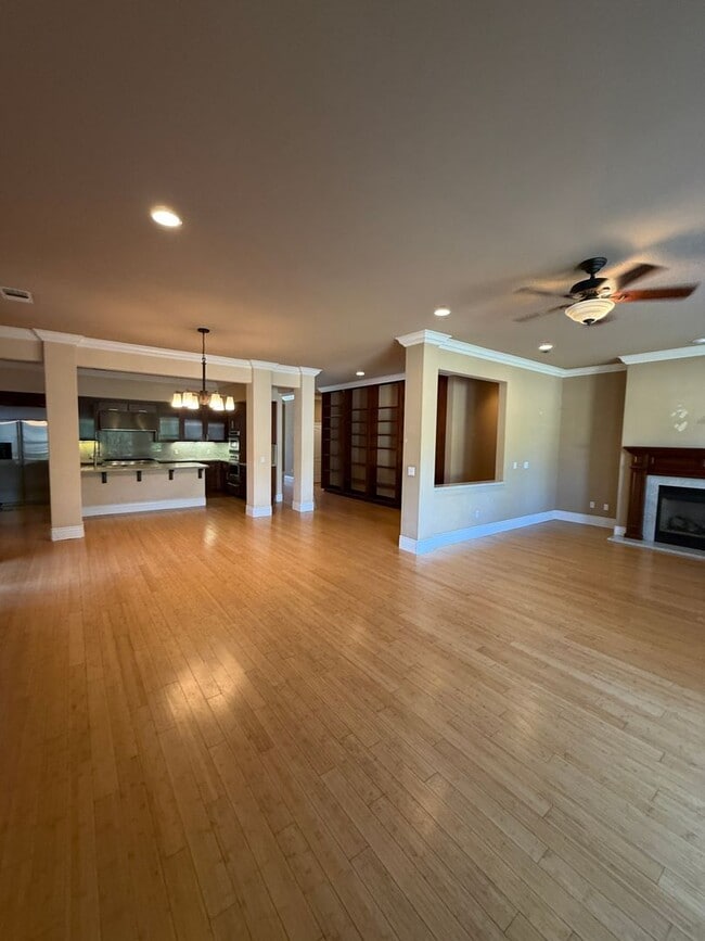 613 Arlene Ct