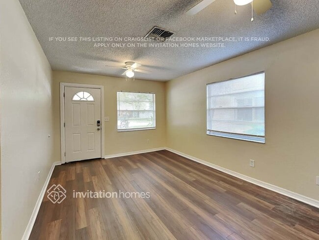 Photo - 5857 79th Ave