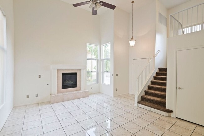 Photo - 187 Caswell Ct