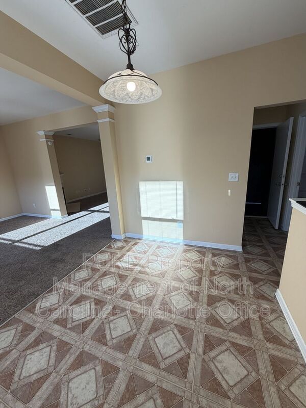 Photo - 8603 Earthenware Dr