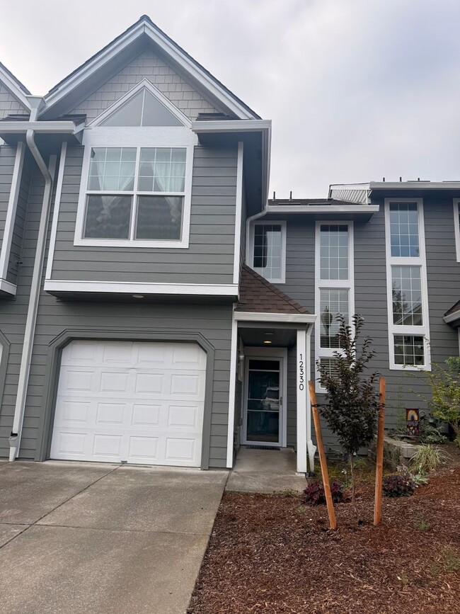 Building Photo - 12330 SW Meader Way