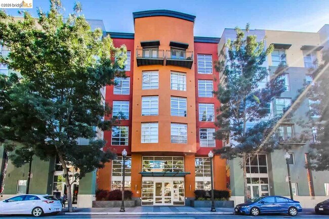 Building Photo - 585 9th St Unit 626