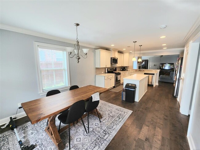 Photo - 920 Delaney Dr