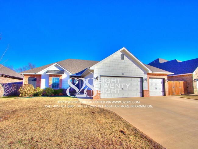 Photo - **COMING JANUARY 2ND!!!** STUNNINGLY BEAUTIFUL SPACIOUS 5 BED/3 BATH HOME IN ST JAMES PARK!