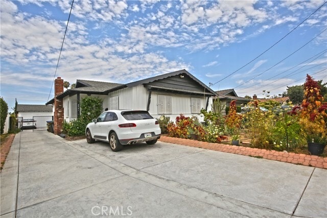 Building Photo - 4851 Willmonte Ave