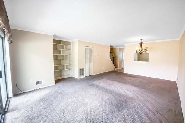 Photo - 269 Bromley Pl