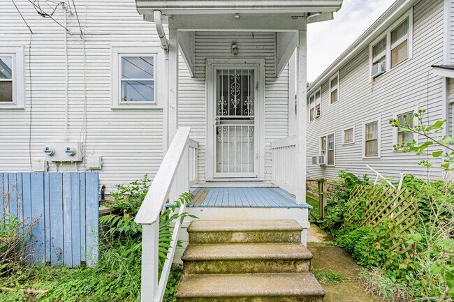 Photo - 174 W Weber Rd