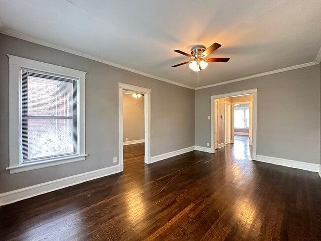 Building Photo - 4446 N Central Park Ave Unit J08P