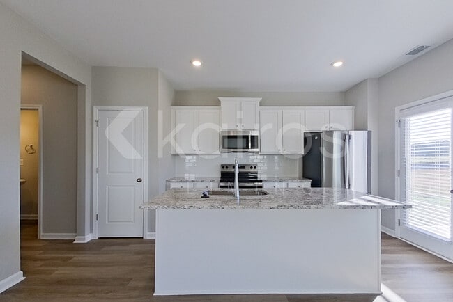 Photo - 844 Silent Barge Cv