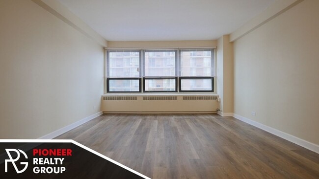 Photo - 4180 N Marine Dr Unit 1102
