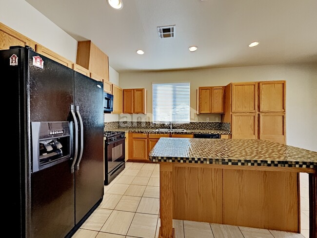 Photo - 520 Moses Lake Ct