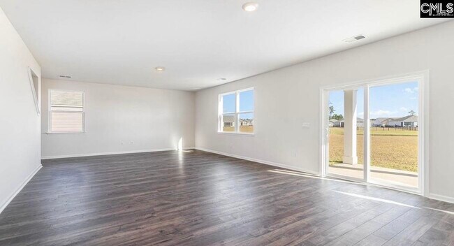 Photo - 2075 Grovefield Dr