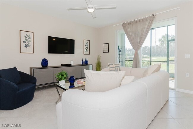 Photo - 6047 Ellerston Wy Unidad 2113 Rental