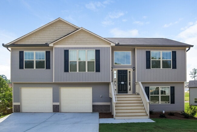 Building Photo - 323 Trailside Dr