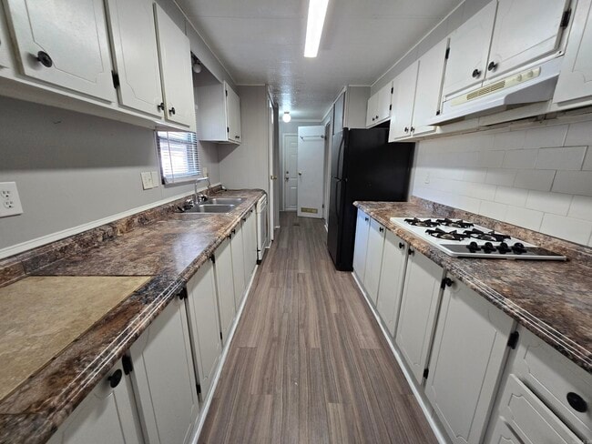 Photo - 301 SE 3rd St