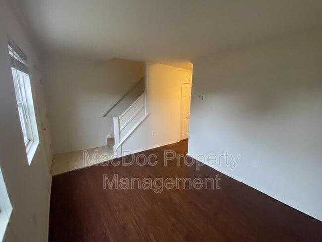 Photo - 729 Anvil Rd