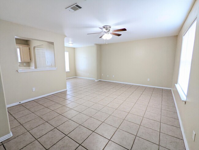 Photo - 2526 Chuparosa Ct Unit #D