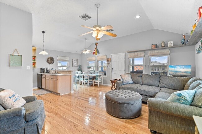 Photo - 4029 Fort Bend Dr