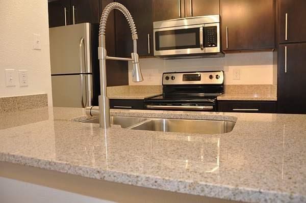 Building Photo - 5909 Birchbrook Dr Unit 208