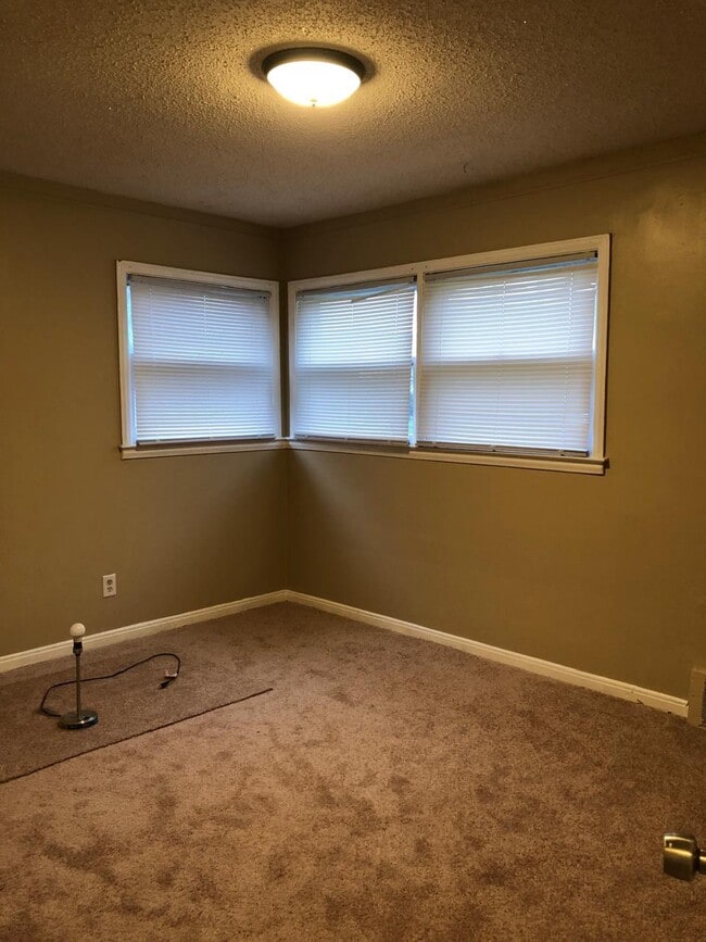 Photo - 20225 Anglin St