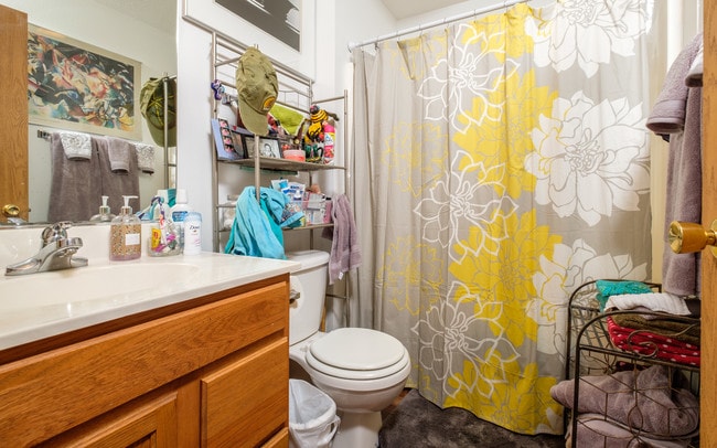 Photo - 106 National Dr Unit 201