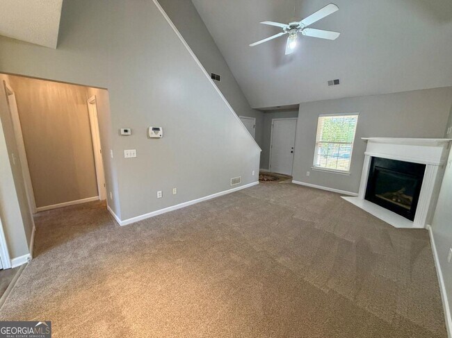 Photo - 15 Lakeside Cir