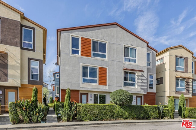 Building Photo - 2581 Arvia St Unit 8