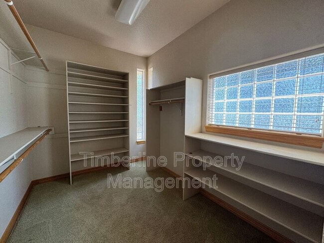Photo - 1350 Ambergate Ct