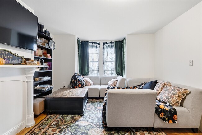 Photo - 50 Monmouth St Unit #1