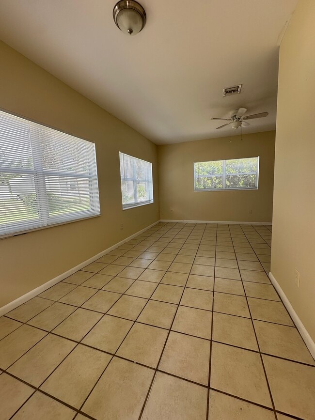 1791 Juno Rd Unit 5