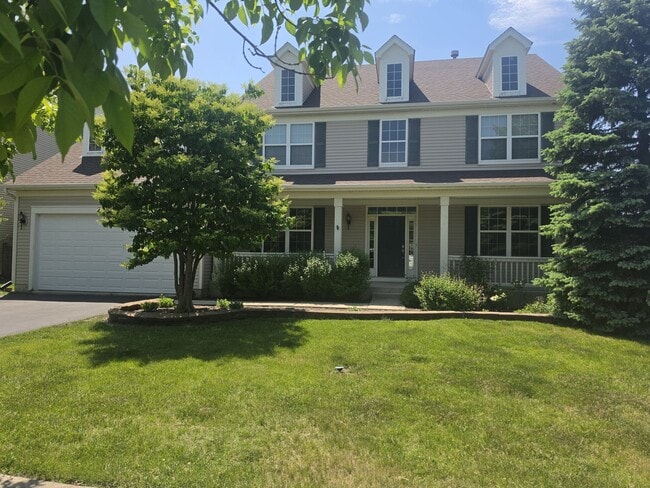 Building Photo - 2350 Fishhook Way