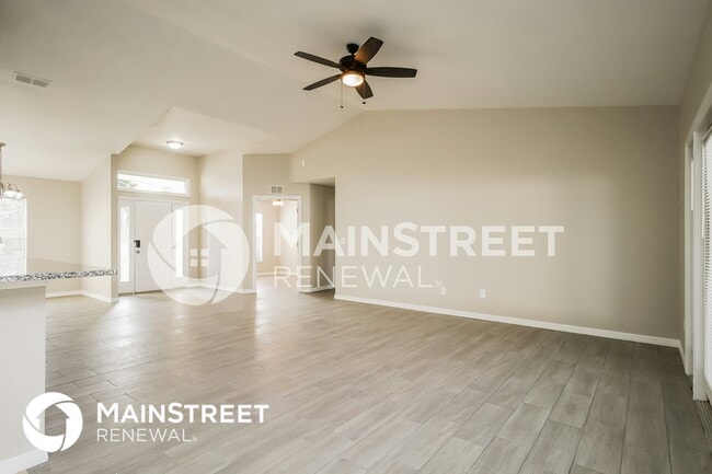 Photo - 301 Majestic Gardens Dr