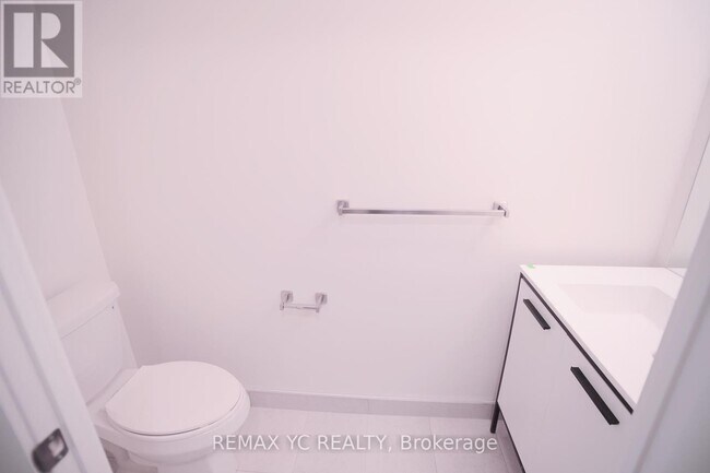 Photo - 185 Deerfield Rd Unité 501